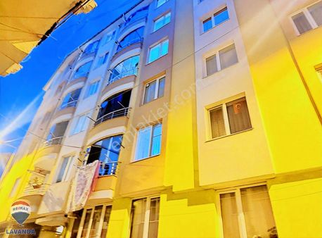 Remax Lavanda'dan Çorlu Çarşıda Satılık 2+1 Daire