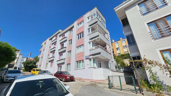 Remax Mid'den Sütlüce Mahallesinde 3+1 Satılık Daire