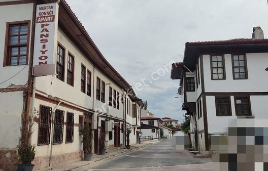 Kastamonu Merkez Saraçlar Mah.152 M2 Net Kul.pansiyon Veya Butik Yapımına Uygun Ticari Arazi Acil..