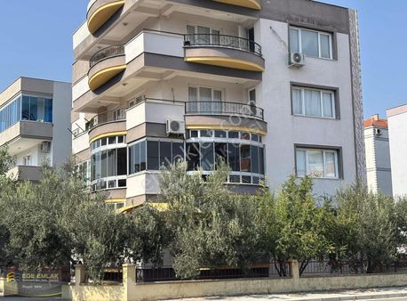 Ege Emlak Sahilde Satılık Genç Daire