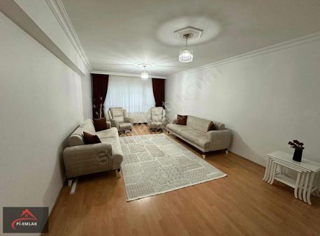 Pi-emlaktan Başak Merkezde Caddeye Çok Yakın