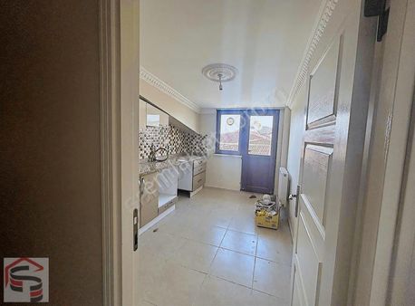 Darıca Kiralık 5 + 1 Çatı Dubleks Thunder Fırının Yanı Başında