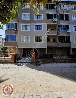 İnceoğlundan Cumhuriyet'te Kiralık Dublex Daire