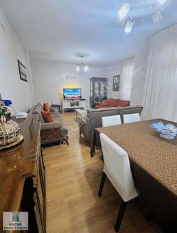 Yeşilevlerde Ana Caddeye 1 Dk Masrafsız