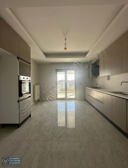 Fırsatt-meydan Başakşehir Büyüklerden Ara Kat,peyzaj 4+1 (225m2)