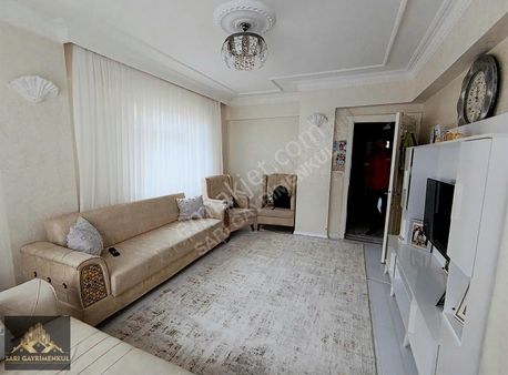 Sarı Gayrimenkuldan Satılık Dublex 170m 4+1