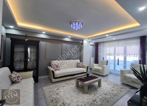 Kapaklı Vatan Mah. 3+1 Kombi Ankastre Cam Balkonu Takılı Satılık