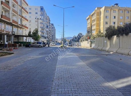 Gül Emlaktan Toki Lojmanları Karşısında Satılık Daire