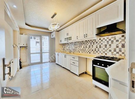 Çözüm Fırsatları Devam Ediyor Yeni Bina 3+1 Ful Yapılı Orta Kat