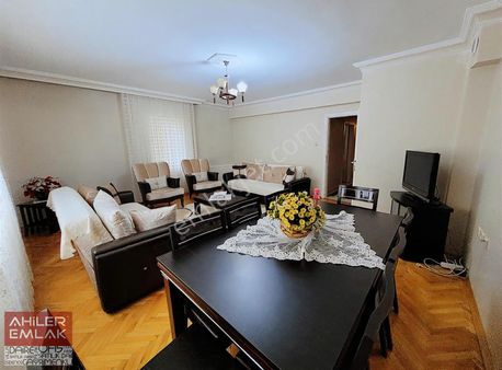 Ayvalı Caddesinde Eşyalı Güney Dogu Cephe Kiralık Daire