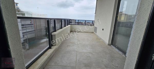 Emlak Kent'ten Tramvaya Yürüme Mesafesinde Ara Kat 3+1 Daire