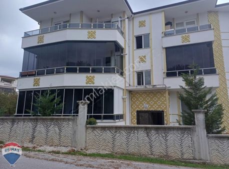 Remax Mavi Den Karapürçek Mrzkde 3+1 Geniş Kiralık Ara Kat Daire