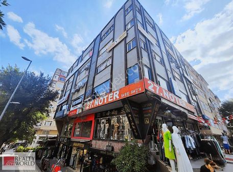 Merter Ana Cd Noter Old Bina Ön Cephe Köşe 40m2 Ofis Vb İşler