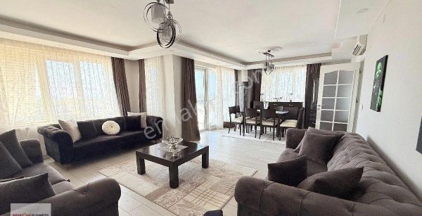 Güzeloba Mah.sıte İçerisinde 3+1 Satılık Daire