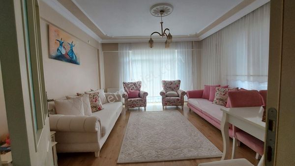 Derince İbnisina Mah. Güzel Konum Satılık 3+1 Yüksek Giriş Daire