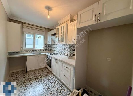 Emlak Dünyasından Süreyya Plajı Sahilde 5+2 240 M2 Dubleks