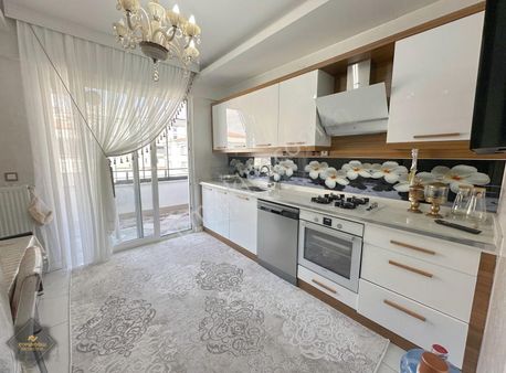 Bülbülzade'de S.içerisnde Geniş Lüks Masrafsız Fırsat 2+1 Daire