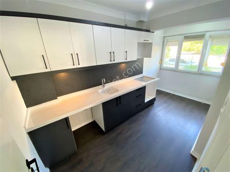 🌀gültaş Emlaktan Akçayda Satılık 2+1 Ayrı Mutfak Bahçe Kullanımlı Daire