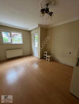 İstiklal Mah.2 + 1 Kombili 75 M2 Kiralık Daire