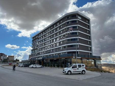 Üniversite Yolunda Anayola Cepheli 2+1 *** Burcu Emlaktan