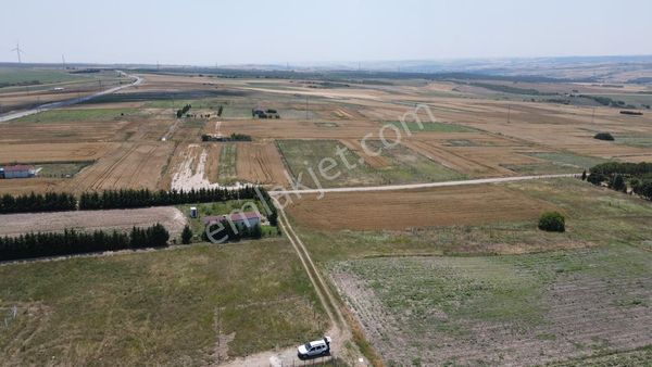 Emsallerinden Çok Uyguna Arsa