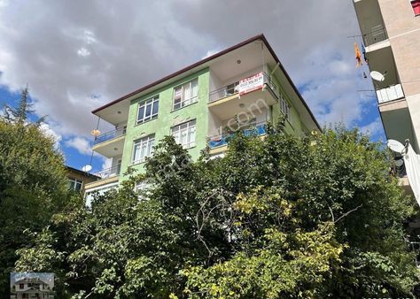 Genç Emlaktan Ziraat Mahallesinde Full Yapılı 3+1 Satılık Daire