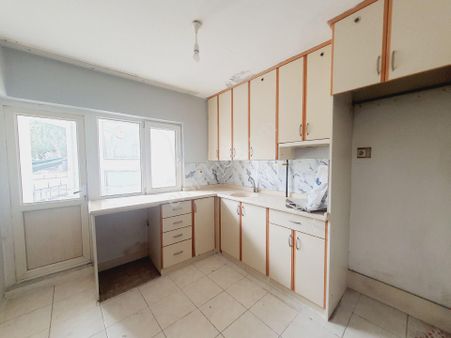 Rota Gayrimenkulden Merkezi Konumda Kiralık 3+1