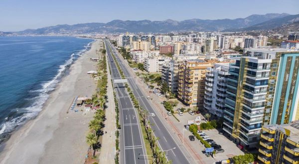 Alanya Mahmutlar'da Site İçerisinde Kiralık 2+1 Daire