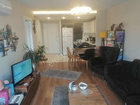 Vira İstanbul 2 Etapta Boş Kiralık 1+1 Daire