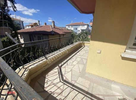 İdeal'den Fatih Mahallesinde Kiralık Geniş 2+1 Aile Apartmanı