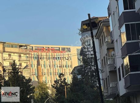 Kıvanç Gayrimenkul'den Zafer Mahallesinde Satılık 4+1 Daire