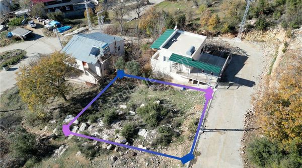 Thor'dan Soğucak'ta Satılık 328m2 Arsa