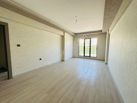 Başpınar'da Orhan Kemal Caddesi Yakınında 3.katta 3+1 Satılık Sıfır Daire !!