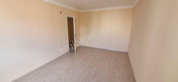 Yeni Mahallede Satılık 2+1 Daire