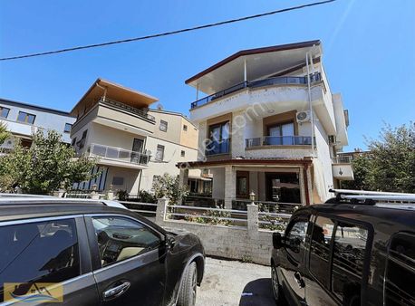 Öz Güven'den Denize 50 Adım Müstakil Girişli 3+1 Villa