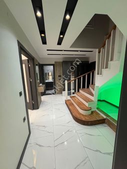 Kartepe Sarımeşe De Tam Müstakil Satılık Villa