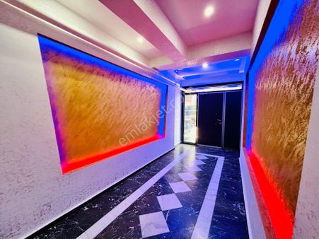 Yetki Yükselde Akçayın En Geniş En Ferah Satılık Ön Cephe 1+1 Lüx Dairesi