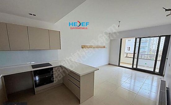 Hedef'ten Tece'de Site İçerisinde Havuzlu Saunalı T. Hamamlı 1+1