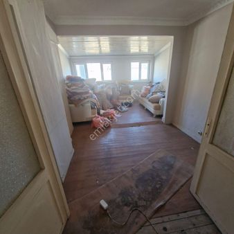 Akşenden Fatih Çapa Başvekil Caddede 4.son Kat 2+1 Full Masraflı Kelepir Daire