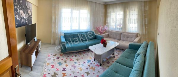 Ağa Emlaktan Satılık!!! Papatya Sitesinde 4+1 Doğalgazlı Daire