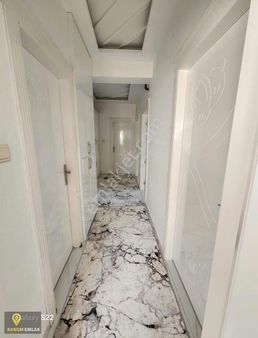 Konumdan Ertuğrulgazide Acil Satılık 2+1 Satılık Daire