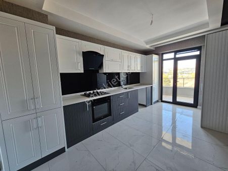 💫 Parsana Mahallesinde Stadyuma Oldukça Yakın Ultra Lüks 3+1 Kilerli Satılık Sıfır Daire 🔥