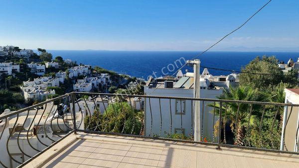 Yalıkavak'ta Deniz Manzaralı Kelepir Villa!!