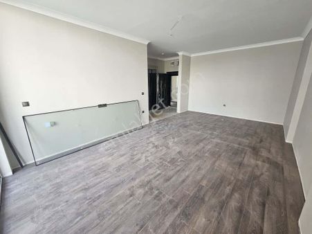 Cumhuriyet Mah. Ebeveyn Banyolu 2+1 Fırsat Satılık Daire