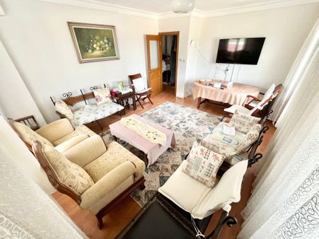 Yüksel'den Akçay'da Fırsat 3+1 Öncephe Arakat Ayrı Mutfak Daire