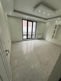 Pusula İnşaatan Esentepe Mah 2+1 Kiralık Ara Kat Daire