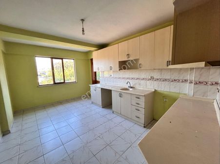 Komple Satılık Bina