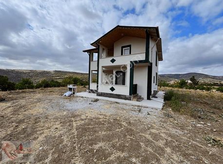 Çanakçı Köyünde 17 Dönüm Tarla İçinde Ev Yeri Meyvelık