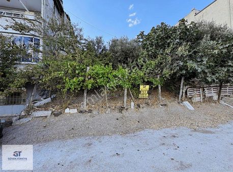 Konut İmarlı Arsa Emirsultan Mahallesi 185m2