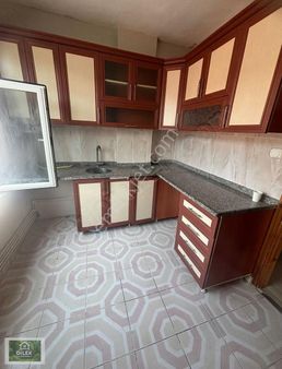 Halkalı Camlik Altında Kiralik Daire Balkonlu 3+1